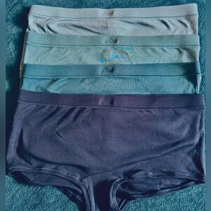 VS Pink Boyshorts — 4 Pairs NWOT